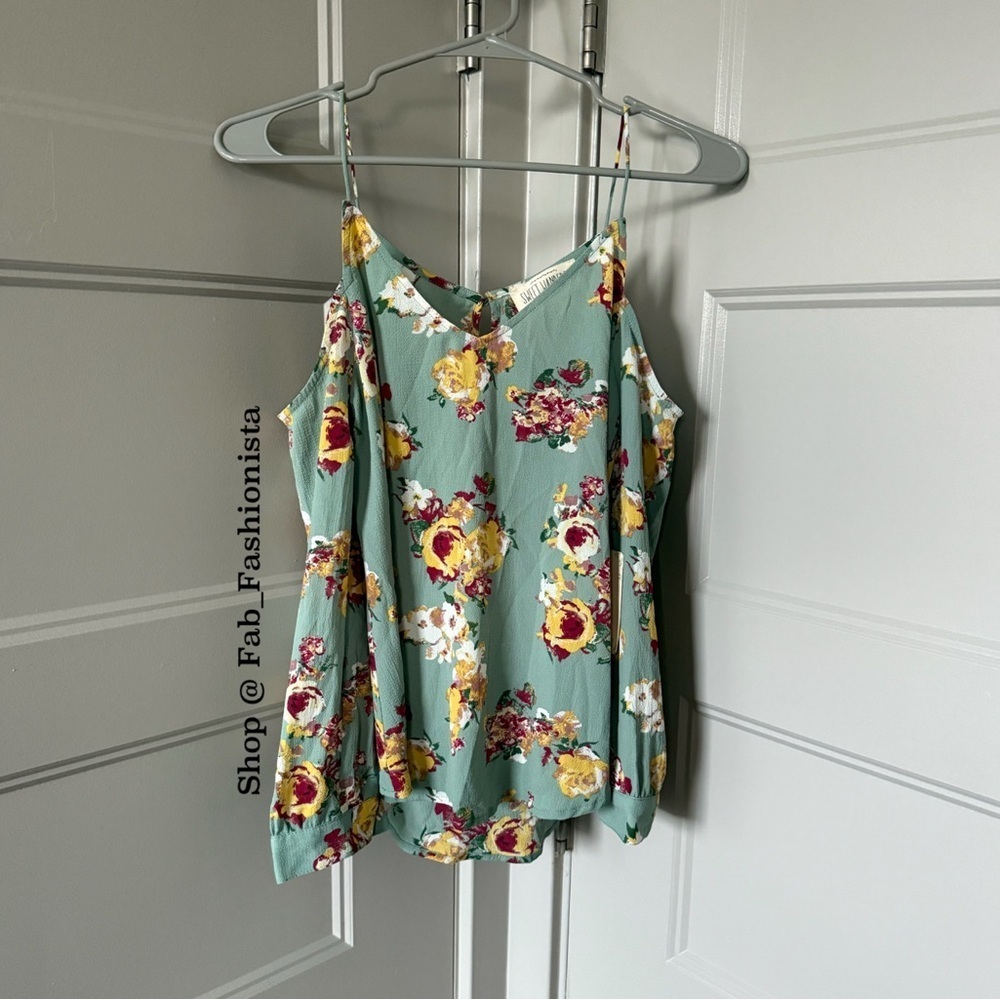 Floral cold shoulder top size small